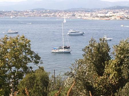 Cannes vue des Iles
